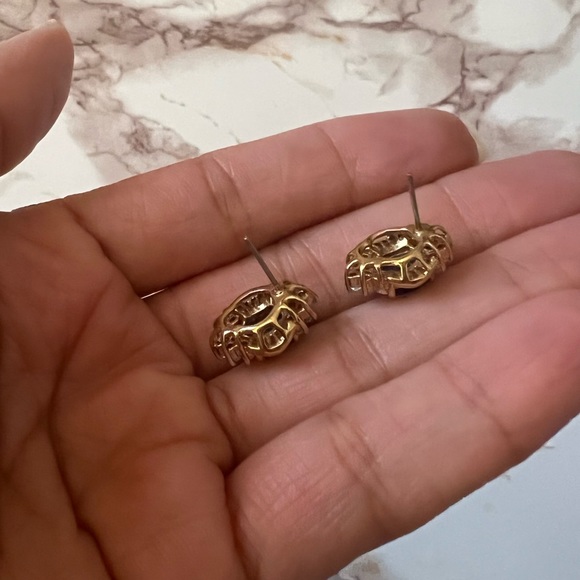 Sparkling Statement Halo Stud Oval Earrings Blue Sapphire & Cz Flower Rh… - Picture 7 of 7